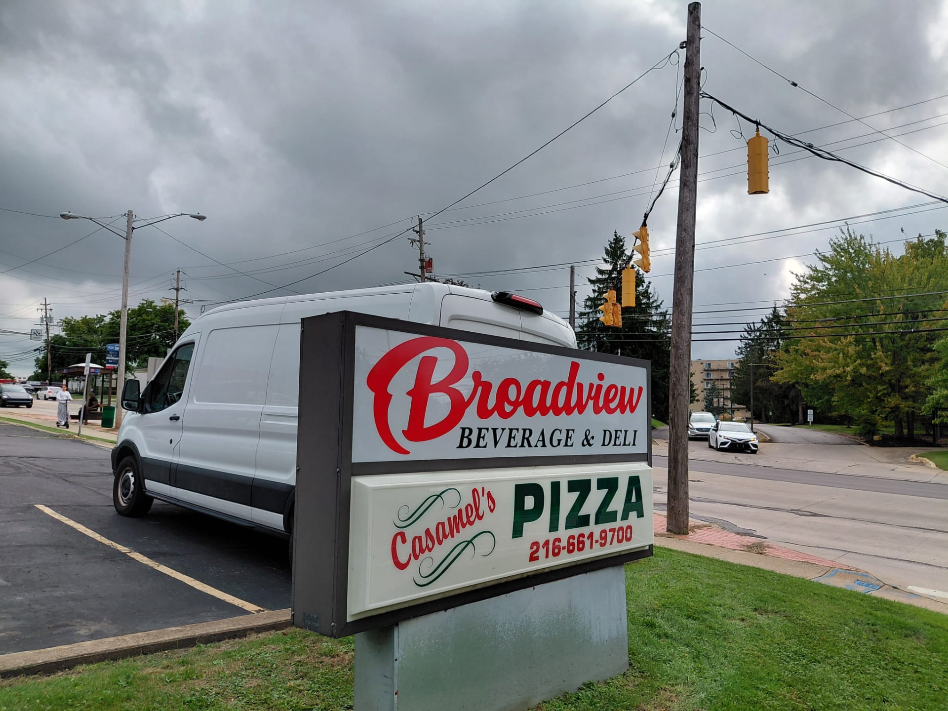 Broadview Beverage & Deli and Casamel’s Pizza monument sign faces by BNext Design