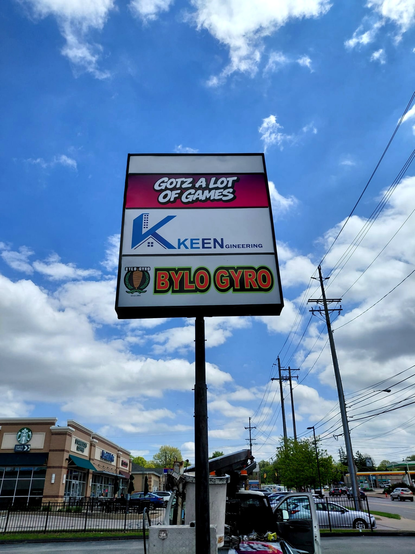 Gotz A Lot of Games, KE Engineering and Bylo Gyro pole sign by BNext Design